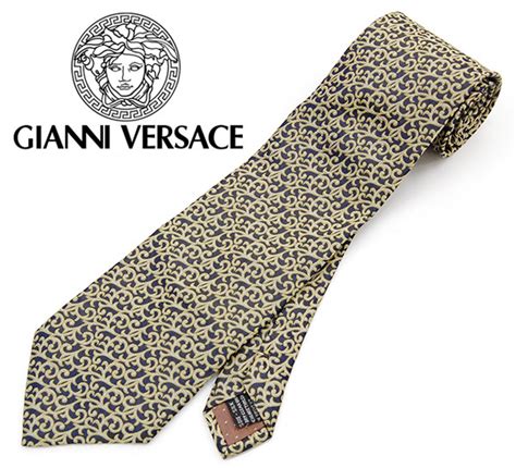 【目立った傷や汚れなし】美品 イタリア製 ジャンニヴェルサーチ Gianni Versace 唐草模様アラベスク柄 シルク100％ 最高級