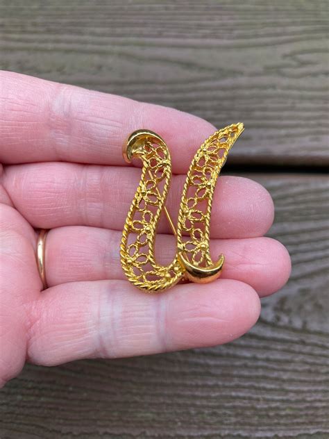 Vintage Jewelry Signed Mamselle Lovely Gold Tone Flowers Letter Initial