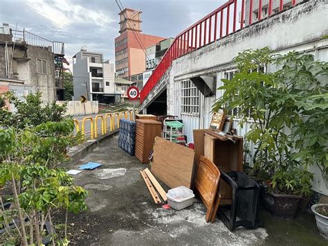 亂丟垃圾、家具影響苗栗市容 即起加強破袋稽查開罰了 生活 工商時報