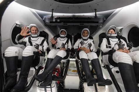 Spacex Dragon Capsule Returns Crew 3 Astronauts Safely To Earth