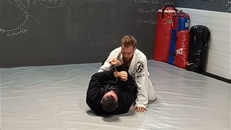 11 Submission Knee Shield Half Guard Collar Choke Youtube