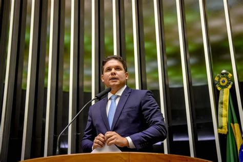 Hugo Motta Anuncia Que Governo Federal Vai Retomar Operação Carro Pipa