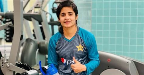 Former Pakistan Skipper Javeria Khan Retires From International Cricket