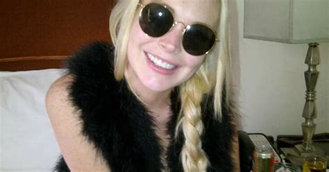 Lindsay Lohan Impresses Cast And Crew On Set Of Anger Management After Making Charlie Sheen Sex