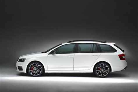 New Skoda Octavia RS Pics Aplenty - autoevolution