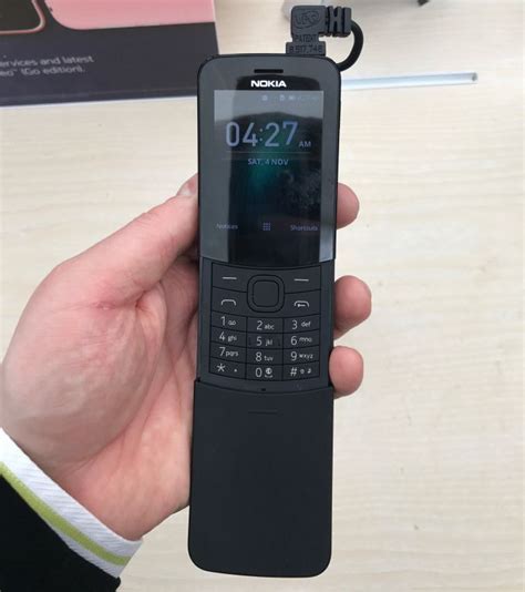 The Nokia 8110 4G Hands-On: A Banana Phone for 2018