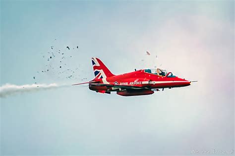 Red Arrows Bird Strike 2022 Red Arrow Rhyl Airshow 2022 Re Flickr