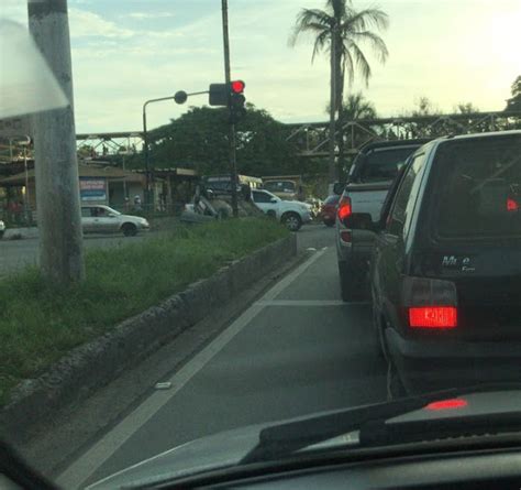 R Dio Acesa Fm Vr Carro Capota Na Br Altura Da Vila Santa Cec Lia