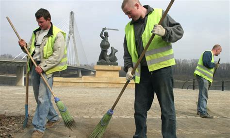 Wyższe płace kłopoty z migracją i strach przed AI Tak zmienił się