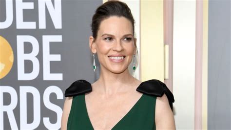 KRVN 880 – KRVN 93.1 – KAMI - Hilary Swank reveals twin babies’ names in Valentine’s Day ...