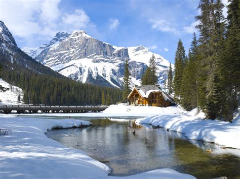 Emerald Lake Yoho National Park Canada Puzzle In Great Sightings