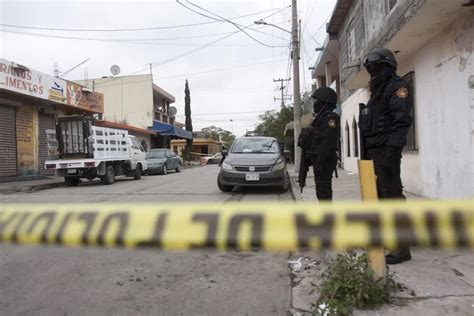 En Ecatepec Pobladores Linchan A Dos Presuntos Asaltantes De Transporte