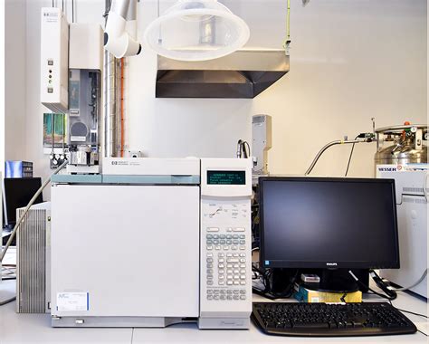 Hp 6890 Gas Chromatograph Hewlett Packard