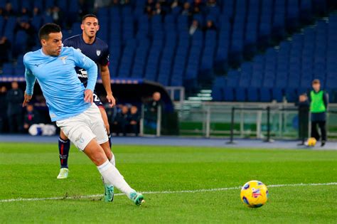 Alla Lazio Basta Un Gol Di Pedro Cagliari Ko