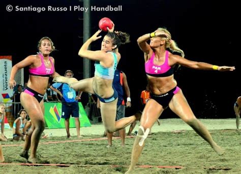 10 Hot Sexy Carolina Rossi Bikini Pics