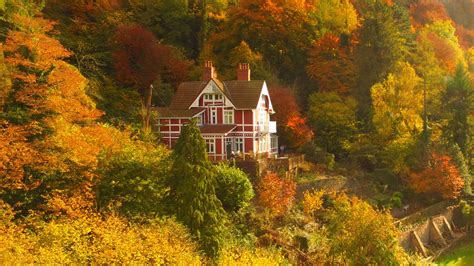 Inside The Picturesque Village Where Top Netflix Show Sex Education Is Filmed The Sun