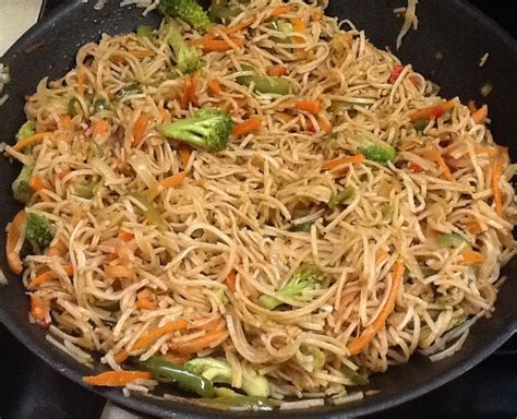 Vegetable Indo-Chinese Noodles - A Healthier Version ~ Earthly Affairs