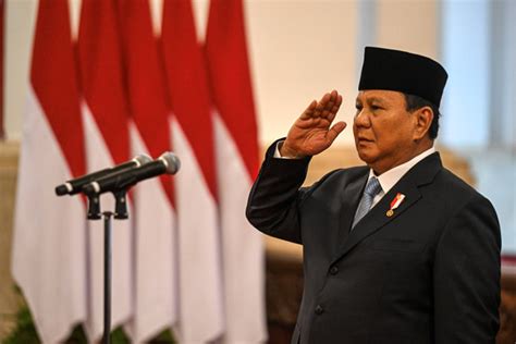 Momen Prabowo Izin Ngopi Di Rapat Paripurna Perdana Kabinet Merah Putih