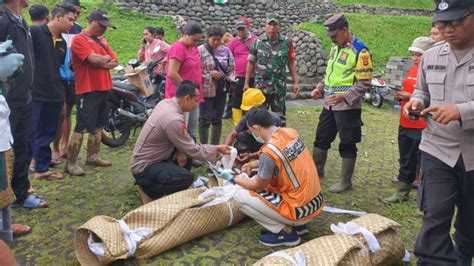 2 WNA Tewas Tertimbun Tanah Longsor Saat Menginap Di Villa Yeh Baat Tabanan