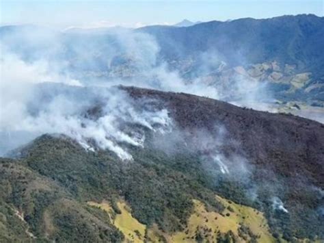 Bomberos Reportan Control De Las Emergencias Por Incendios Forestales En El Departamento