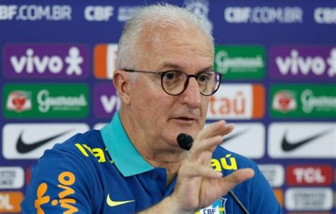 Técnico Da Seleção Brasileira Confirma Mudança Na Escalação Para