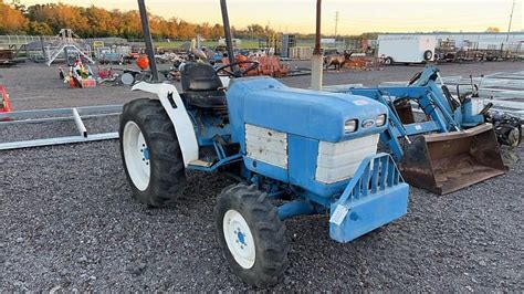 Sold Ford 1720 Tractors Less Than 40 Hp Tractor Zoom