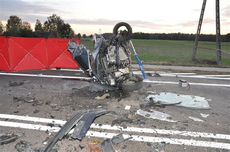 Śmiertelny wypadek na DK2 Auto zderzyło się z ciężarówką Lubelskie