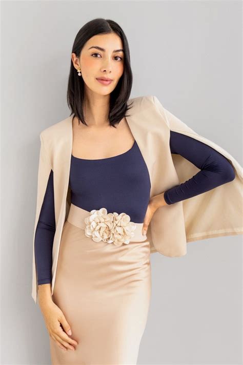 Blazer Capa Nude Petunia