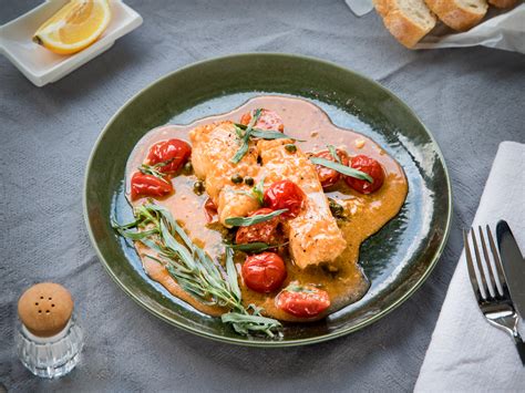 Poached Cod In Tomato Sauce Recipe Kitchen Stories