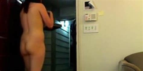 Naked Teen Wants Pizza Tnaflix