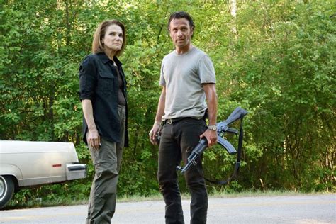 The Walking Dead Season 6 Photos Casting And Story Details