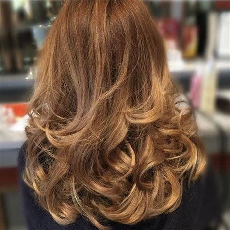 A Gorgeous Bouncy Blow Dry By New Stylist Sophie Gaya Rambut Rambut