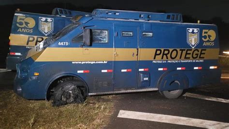 Carro Forte Atacado Por Criminosos Na Sp Em Piracicaba Pr Ximo