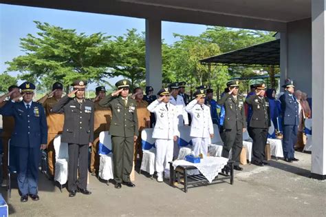 Upacara Peringatan Hut Ke Tni Angkatan Udara Sebagai Pengawal