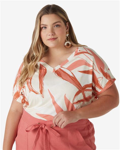 Riachuelo Blusa Plus Size Feminina Ampla Manga Curta Bege Claro