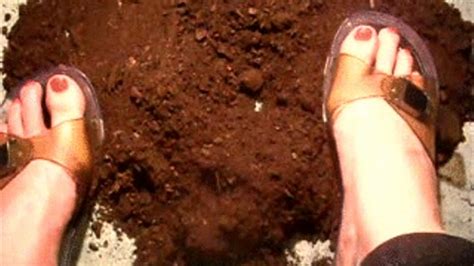 Piedi Terra Zoccoli E Insulti Miss Wagon Smoking Feet Fetish Clip