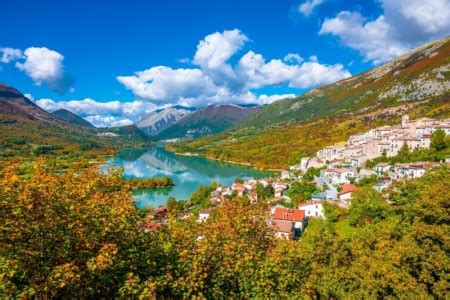 Lago Di Barrea Cosa Vedere E Come Arrivare