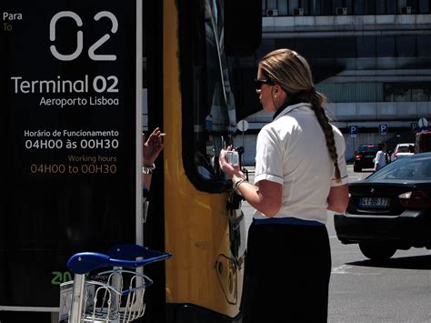 Aeroporto de Lisboa 25 voos cancelados esta manhã ZAP