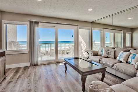 Seafarer Condo Right On The Beach Completely Renovated Gulf Front