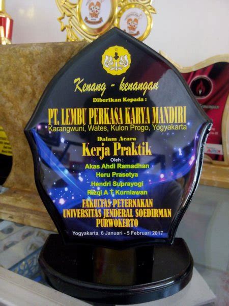 Jual Plakat Kayu Model Segilima Di Lapak Unity Trophy Bukalapak