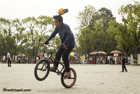 Amazing Cycle Stunt Street Nepal