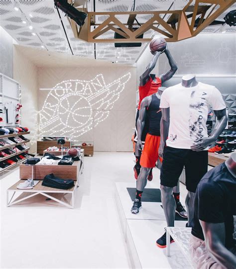 Un Air Jordan Store à Dubaï Le Site De La Sneaker