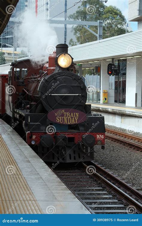 De Stoomtrein Van Brisbane Redactionele Afbeelding Image Of Stoom