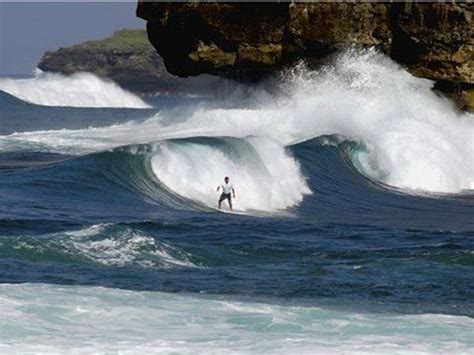 Pantai Watu Karung Pacitan Badan Otorita Borobudur