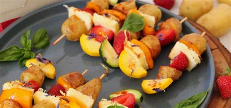 Brochettes V G Tariennes Aux Fraises Haloumi Grill Et L Gumes Avec