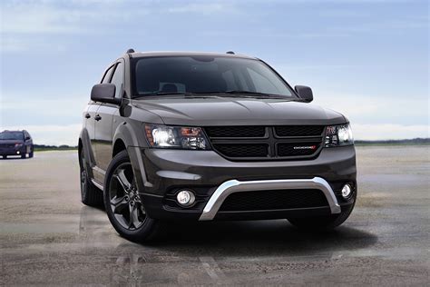 2020 Dodge Journey Crossover Suv Gallery Dodge Canada