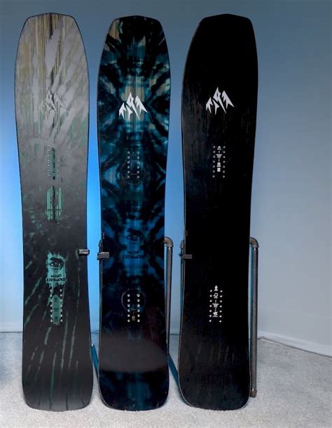 Best Powder Snowboards - Float on Deep Snow like a Pro!