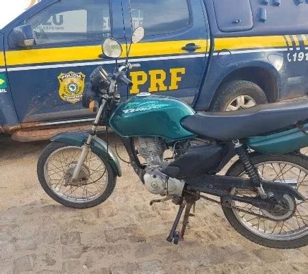 PRF Apreende Motocicleta Adulterada Em Oficina Na BR 407