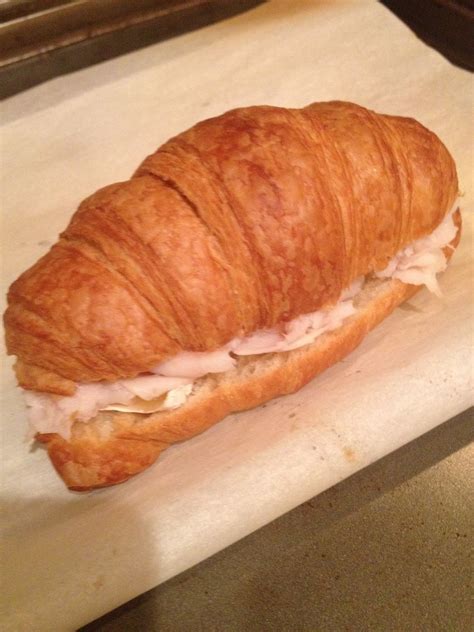 How To Make A Toasted Turkey Croissant Sandwich Bc Guides