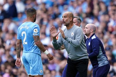 Pep Guardiola Wants To Keep ‘irreplaceable Kyle Walker At Manchester